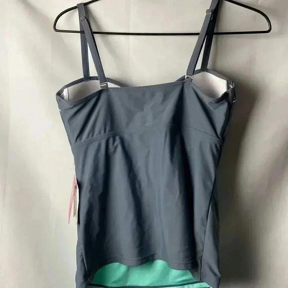 NWT FREE COUNTRY WO SIZE LARGE SWIM TOP SEAFOAM GREEN GRAY PADDED BRA ADJ STRAPS - Picture 10 of 12